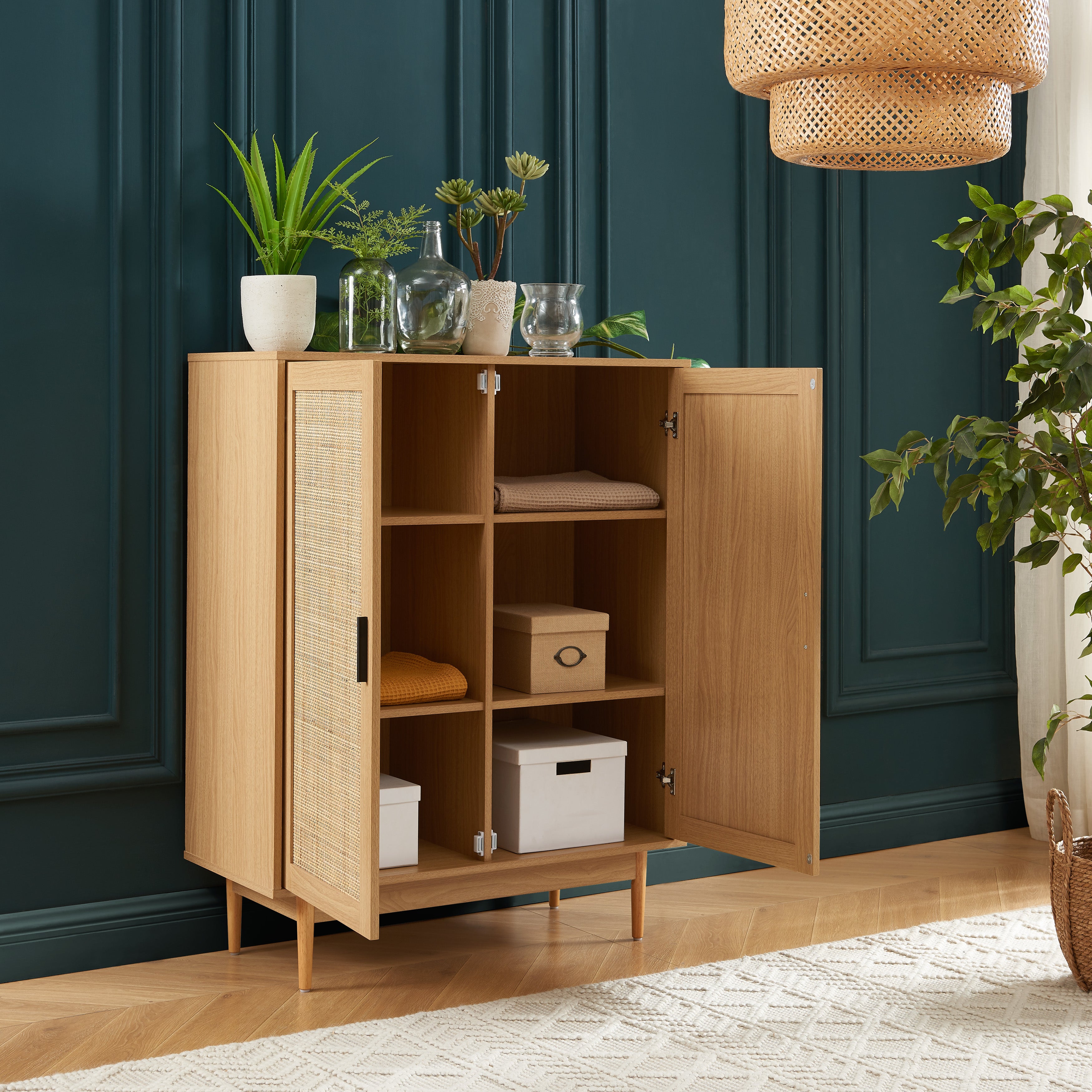 AMANA Tall Oak Effect and Rattan Cane Sideboard with 2 Doors - Light wood