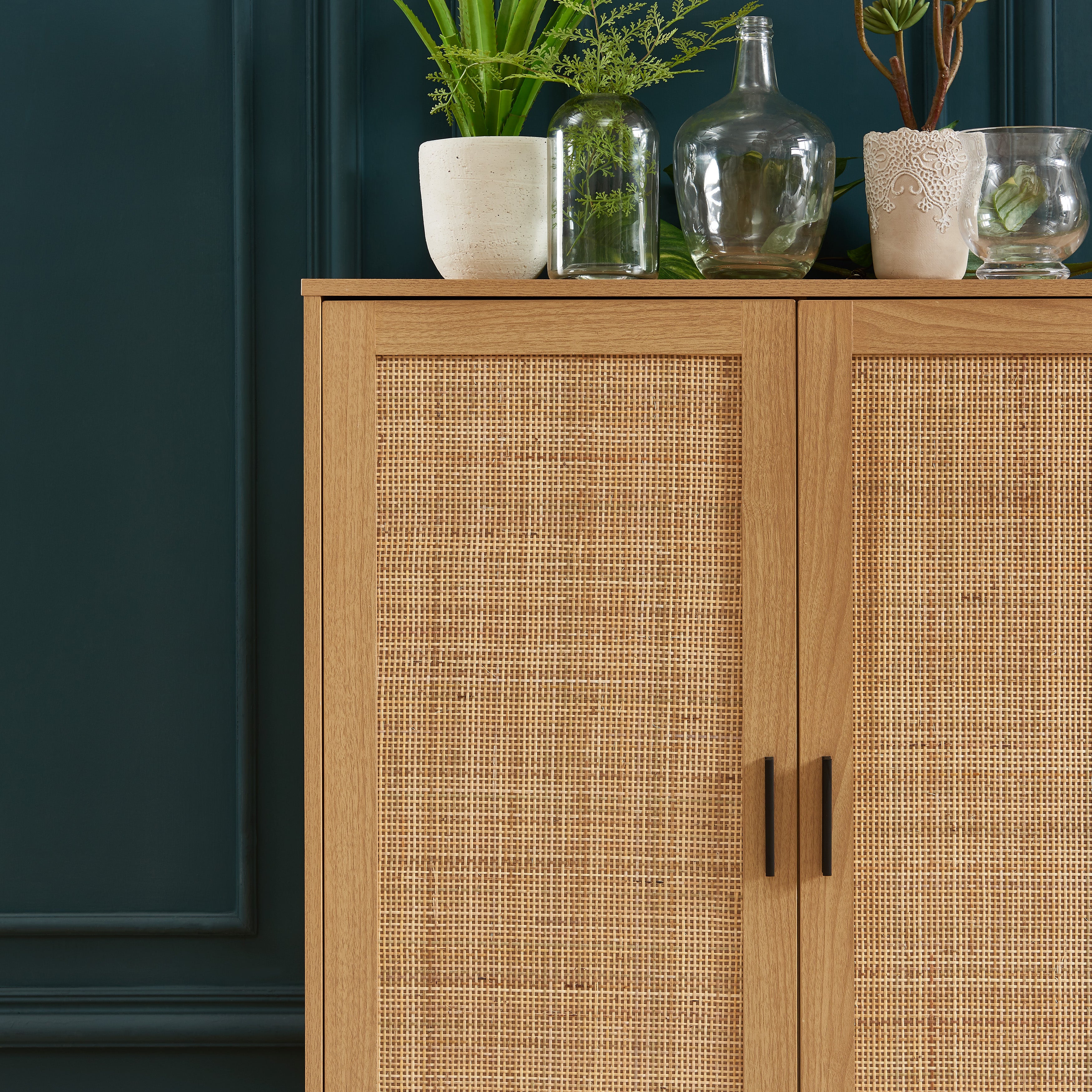 AMANA Tall Oak Effect and Rattan Cane Sideboard with 2 Doors - Light wood