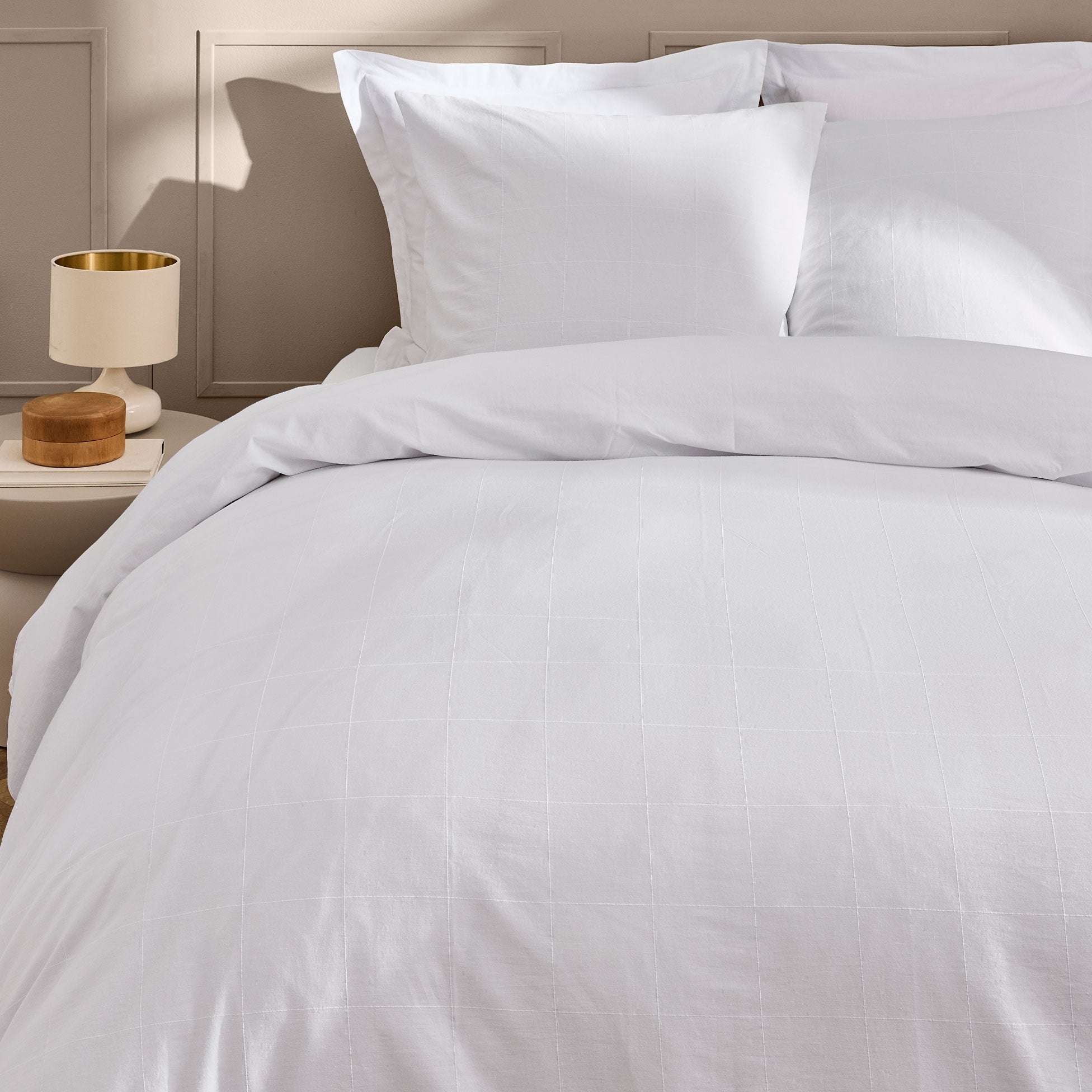 KITO Duvet Cover Set Sage 102" x 94" - White