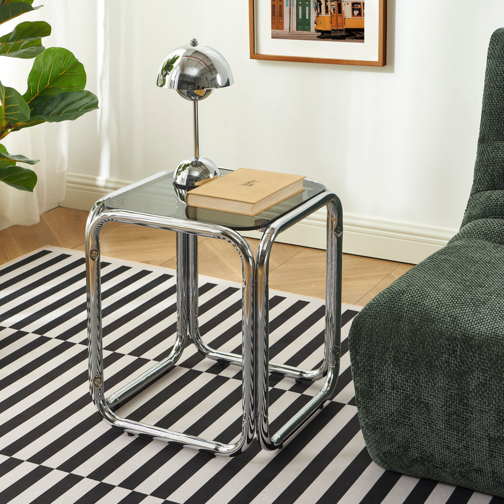 MAGGY Extendable Dining Table – Black