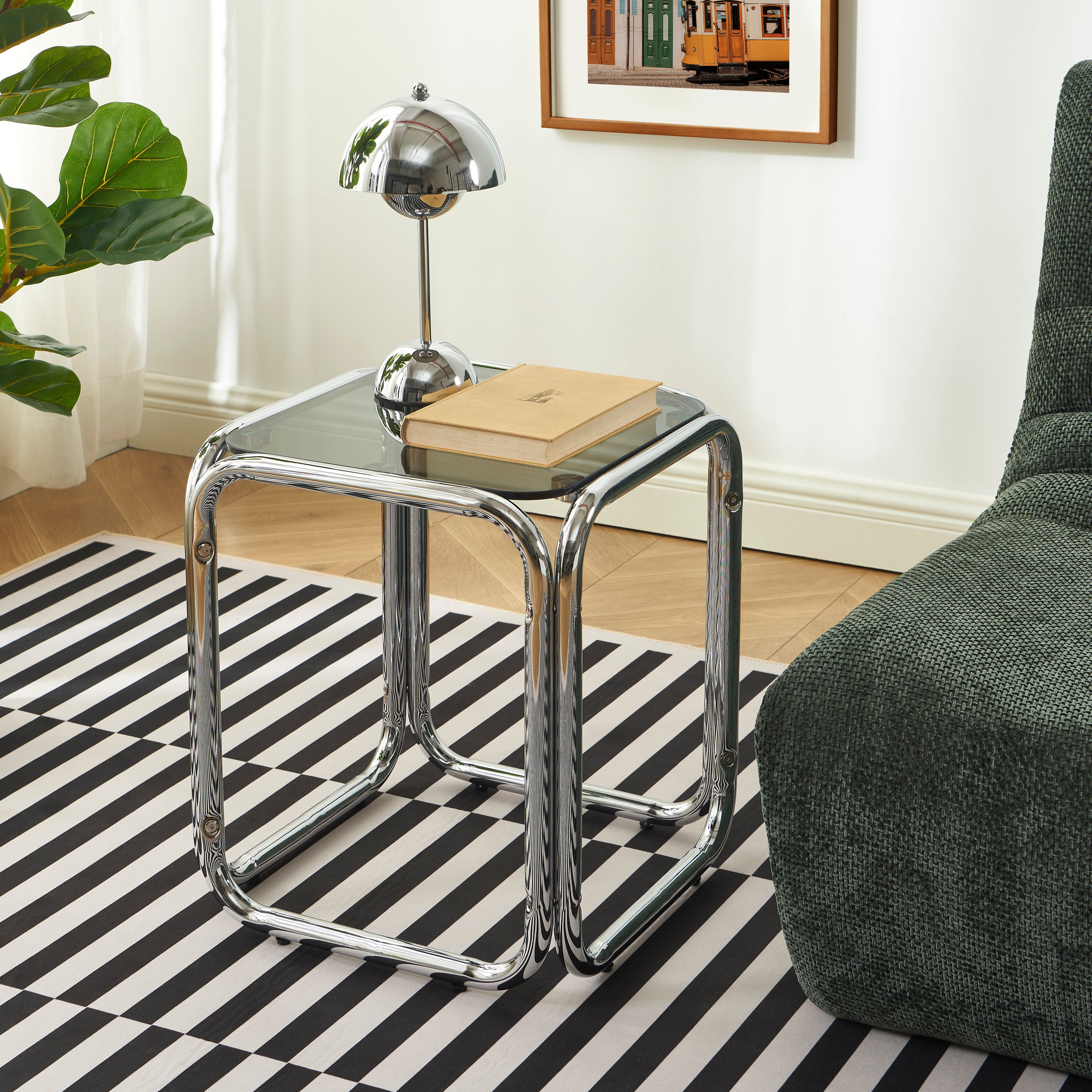 MAGGY Extendable Dining Table – Black