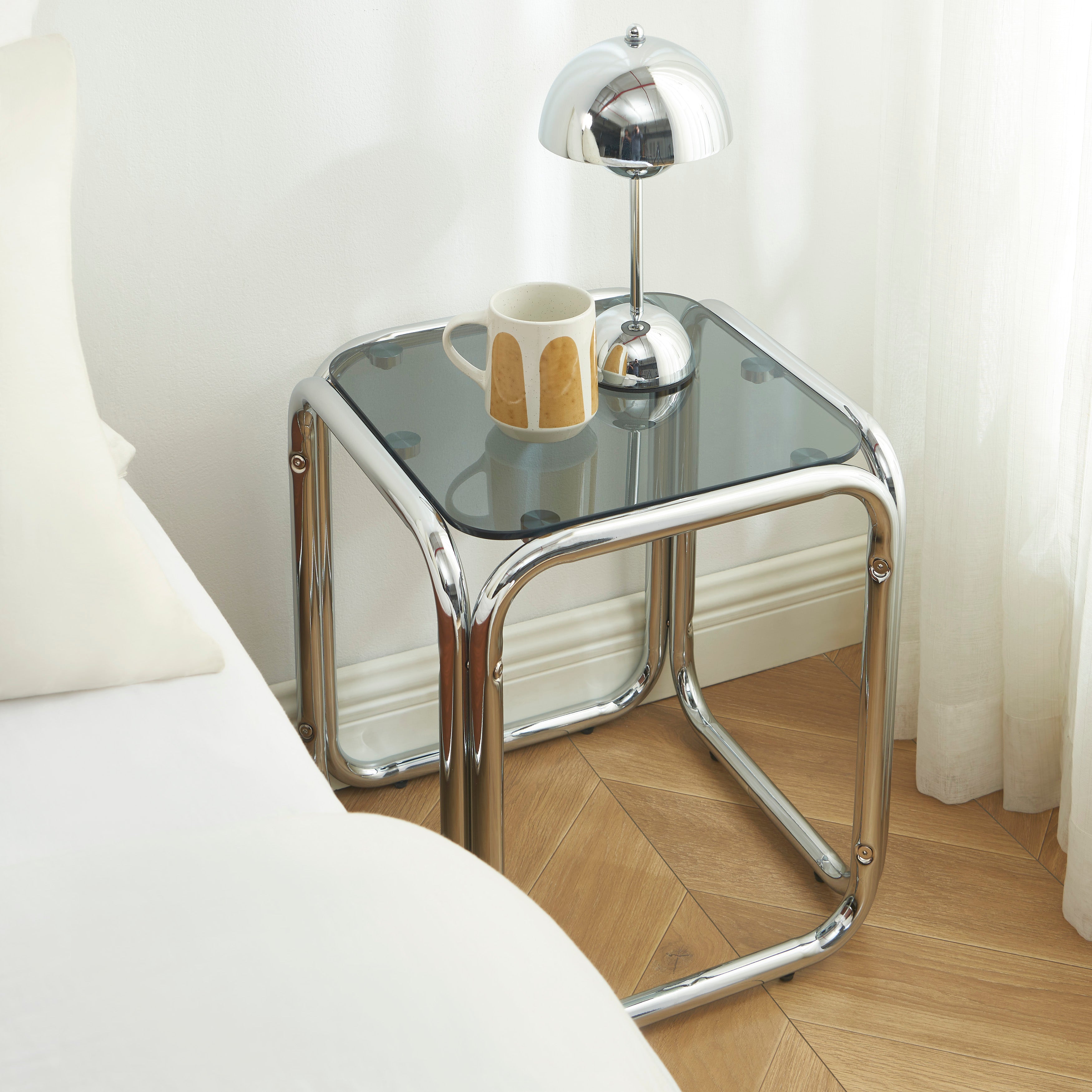 MAGGY Extendable Dining Table – Black