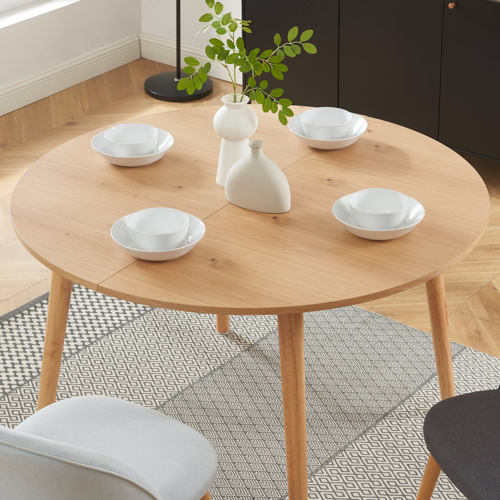 ORACLE Extendable Dining Table