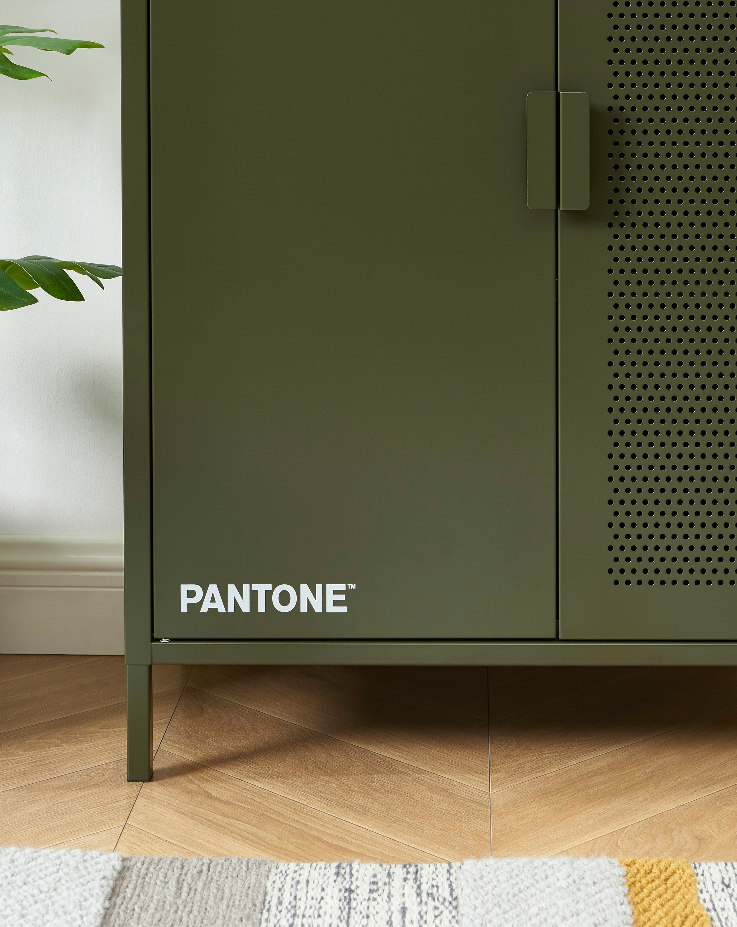 PANTONE® Metal Sideboard – Olive green