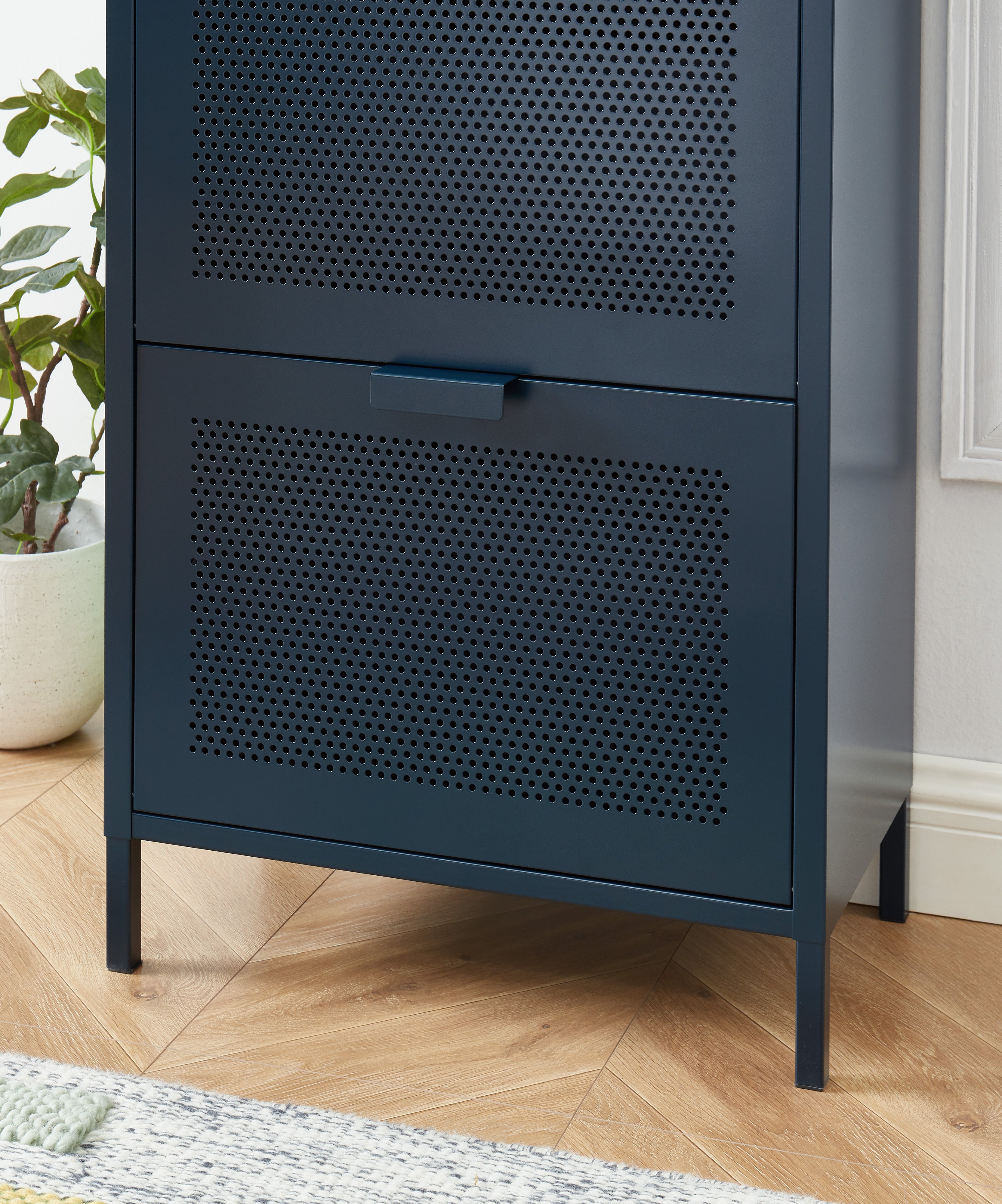 PANTONE® Metal Shoe Cabinet – Midnight blue