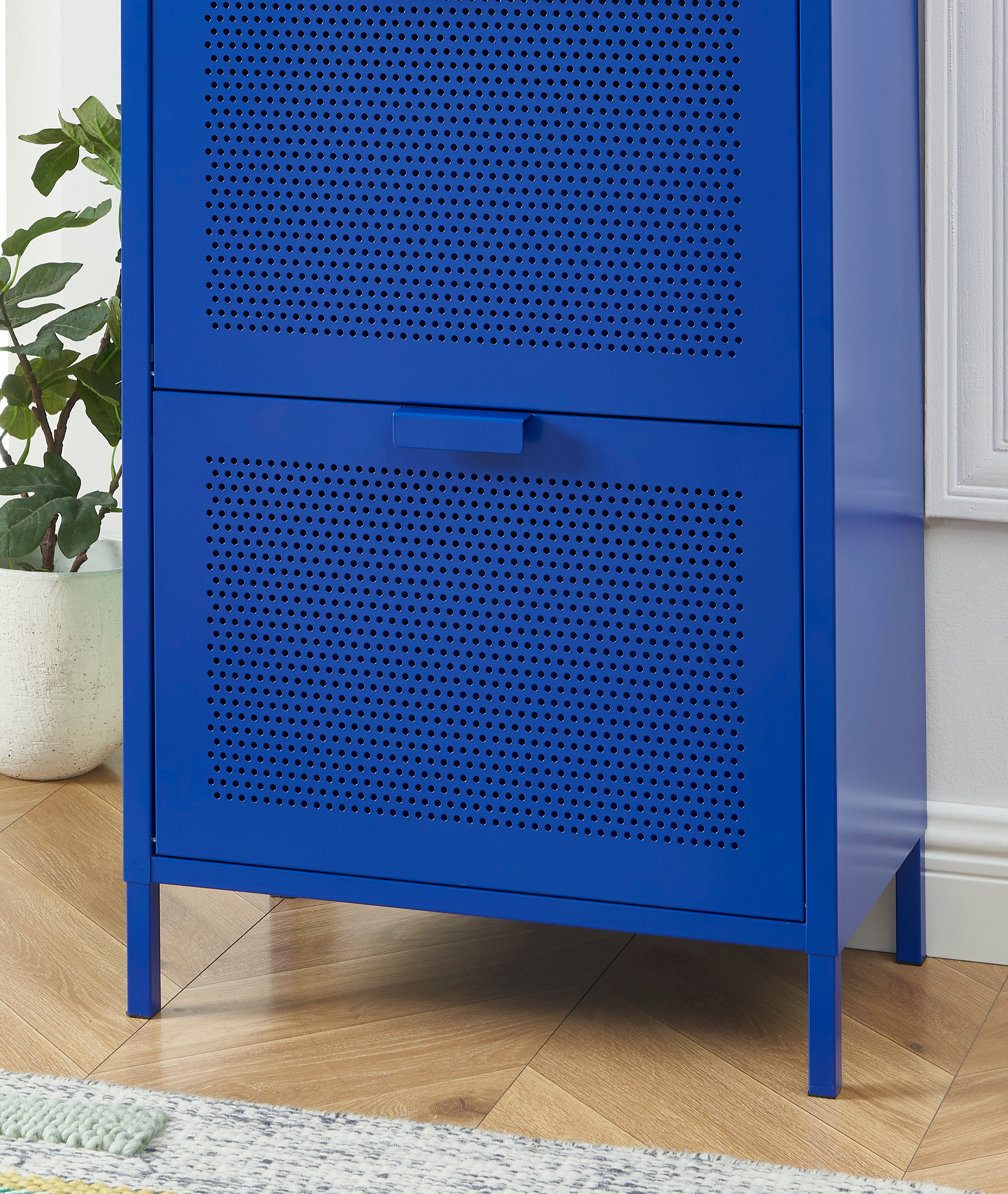 PANTONE® Metal Shoe Cabinet – Electric blue