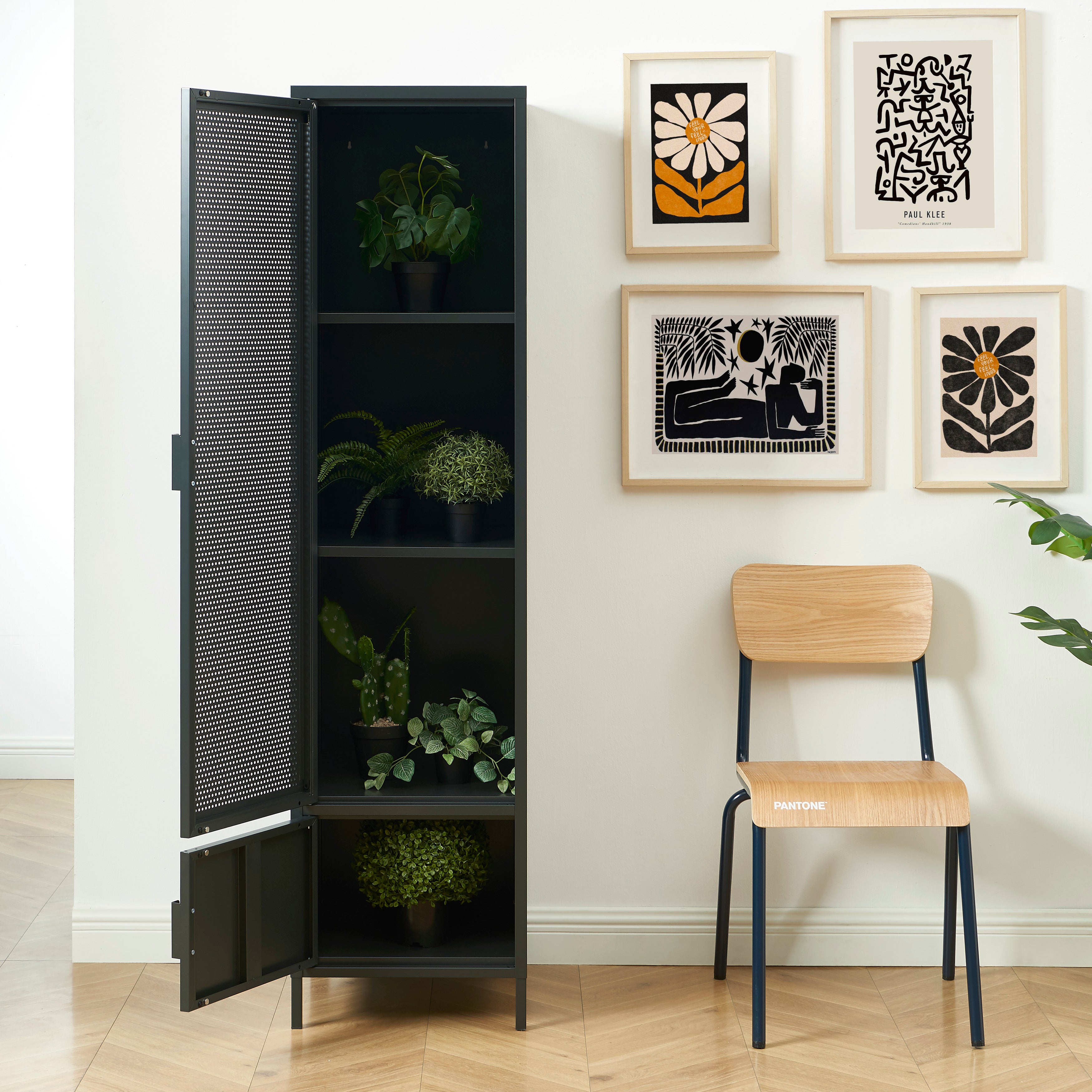 PANTONE® Metal Wardrobe – Anthracite