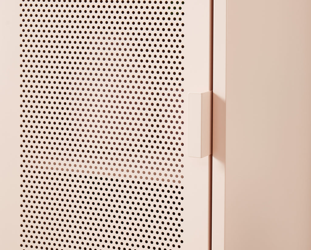 PANTONE® Metal Wardrobe – Pink