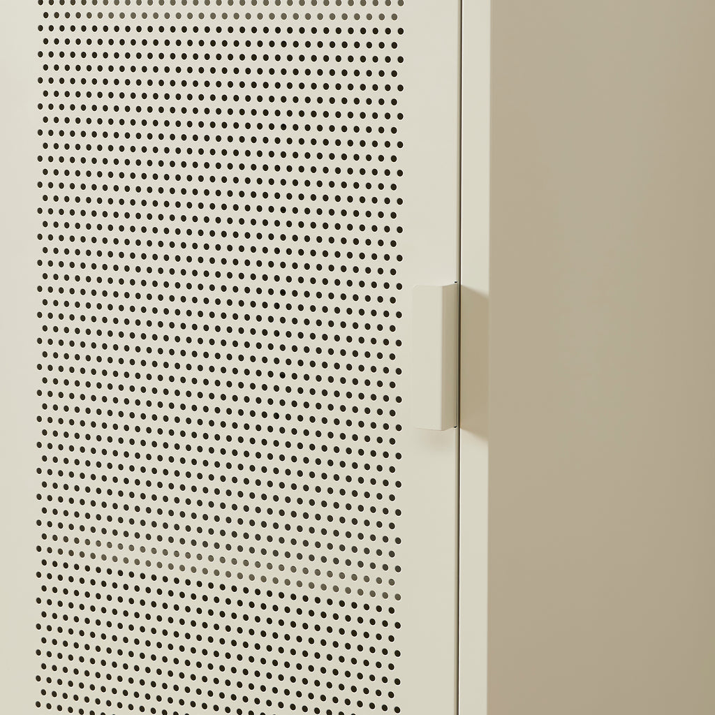 PANTONE® Metal Wardrobe – Sand
