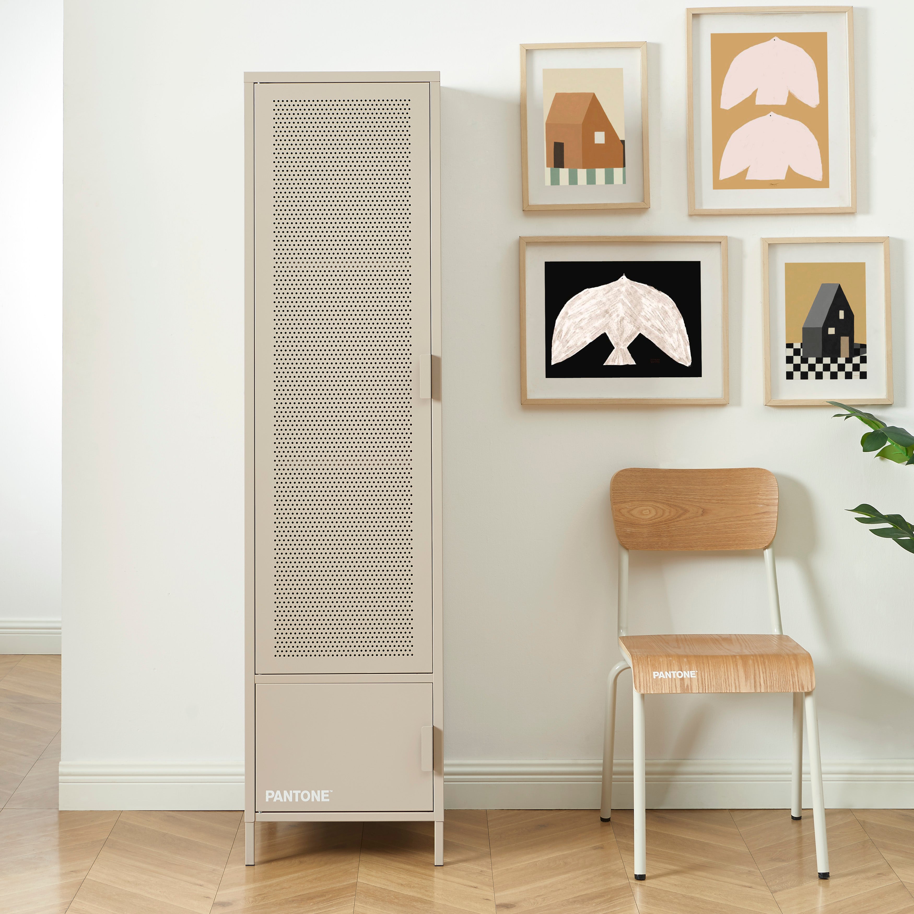 PANTONE® Metal Wardrobe – Taupe