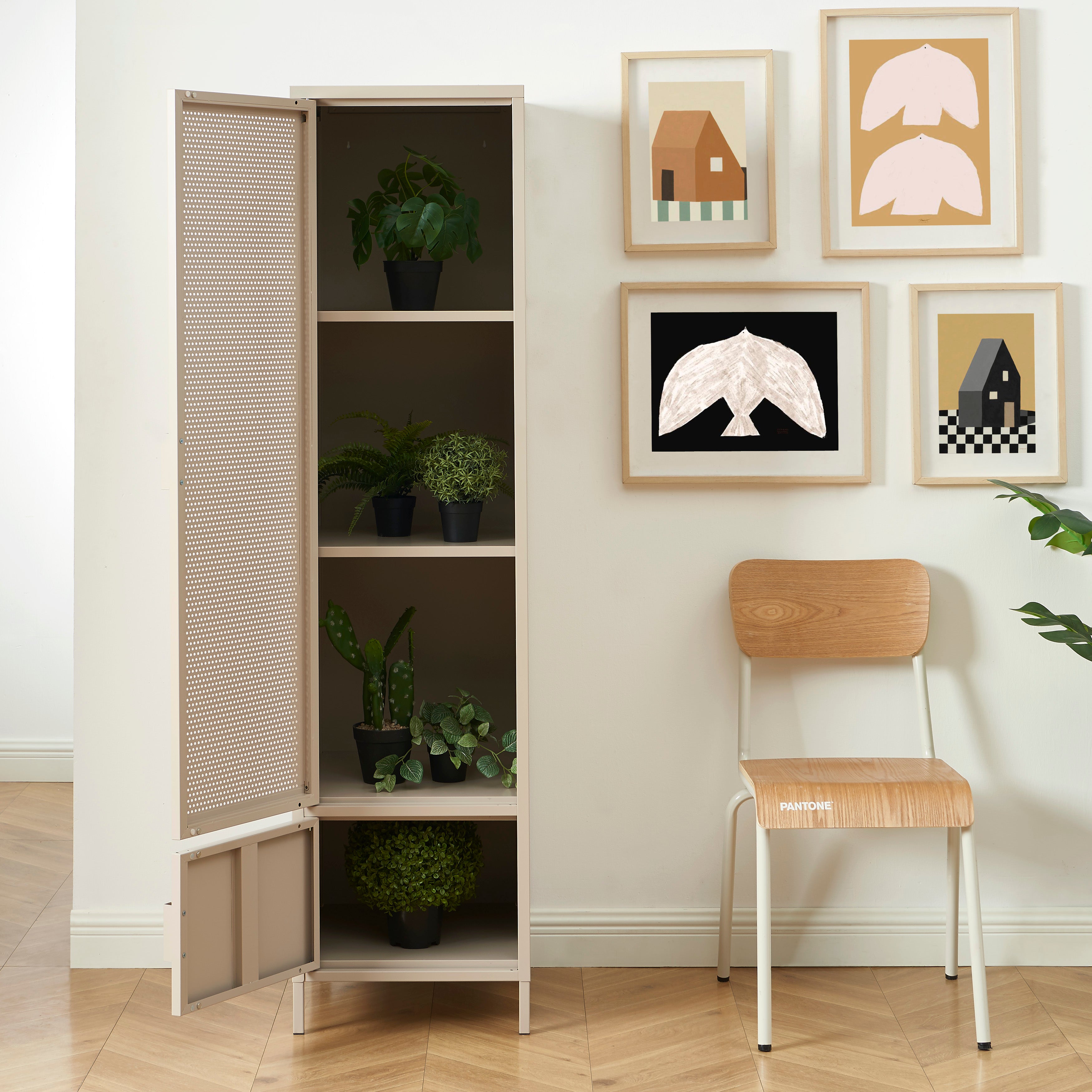 PANTONE® Metal Wardrobe – Taupe