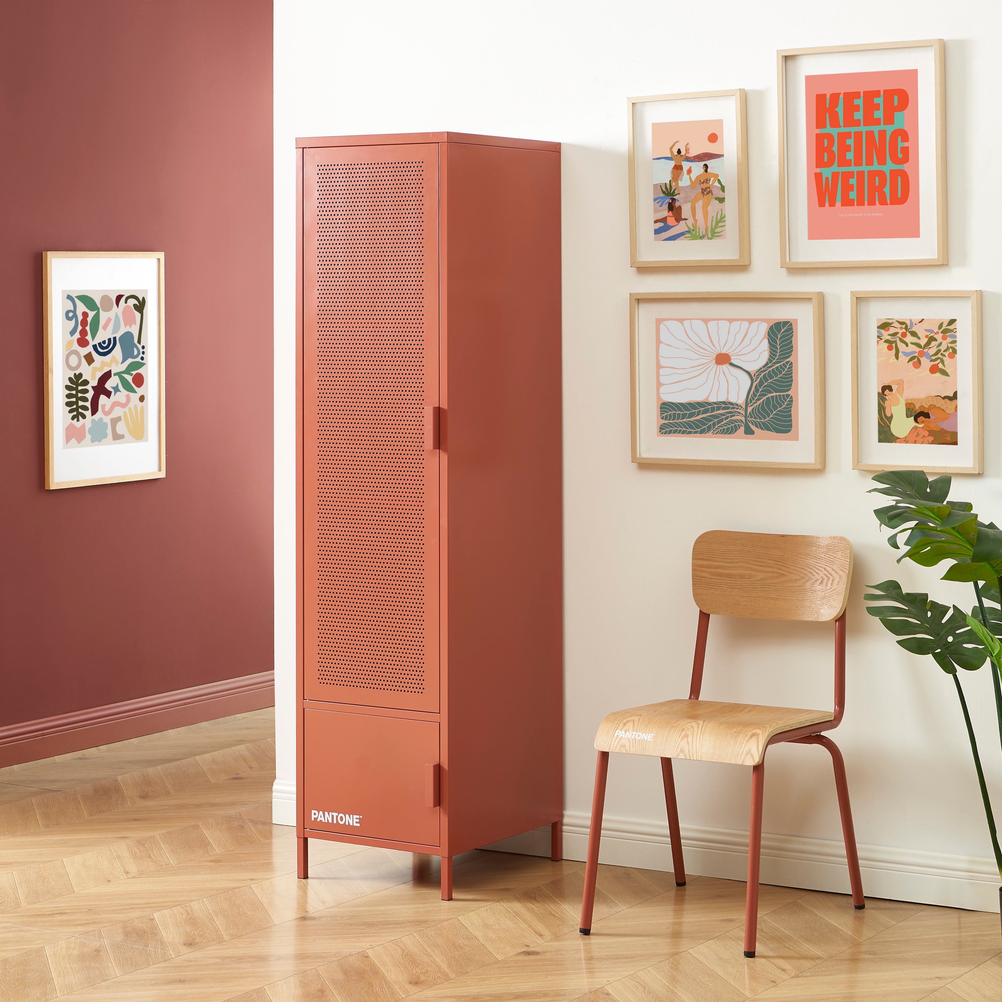 PANTONE® Metal Wardrobe – Terracotta