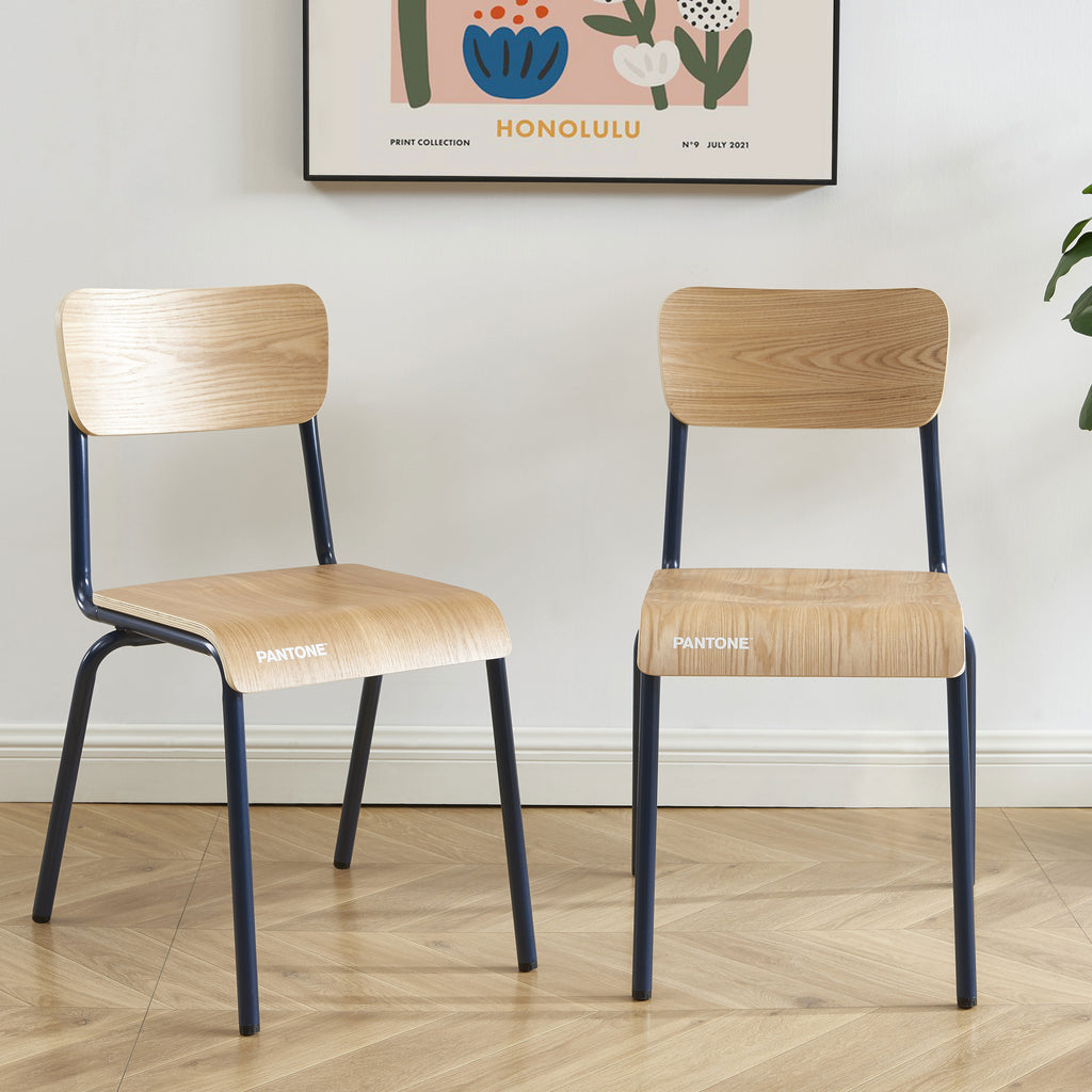 PANTONE® Set of 2 Dining Chairs with Ash Veneer Seat and Metal Legs – Midnight blue