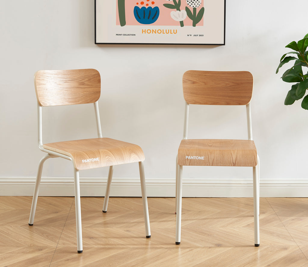 PANTONE® Set of 2 Dining Chairs with Ash Veneer Seat and Metal Legs – Sand