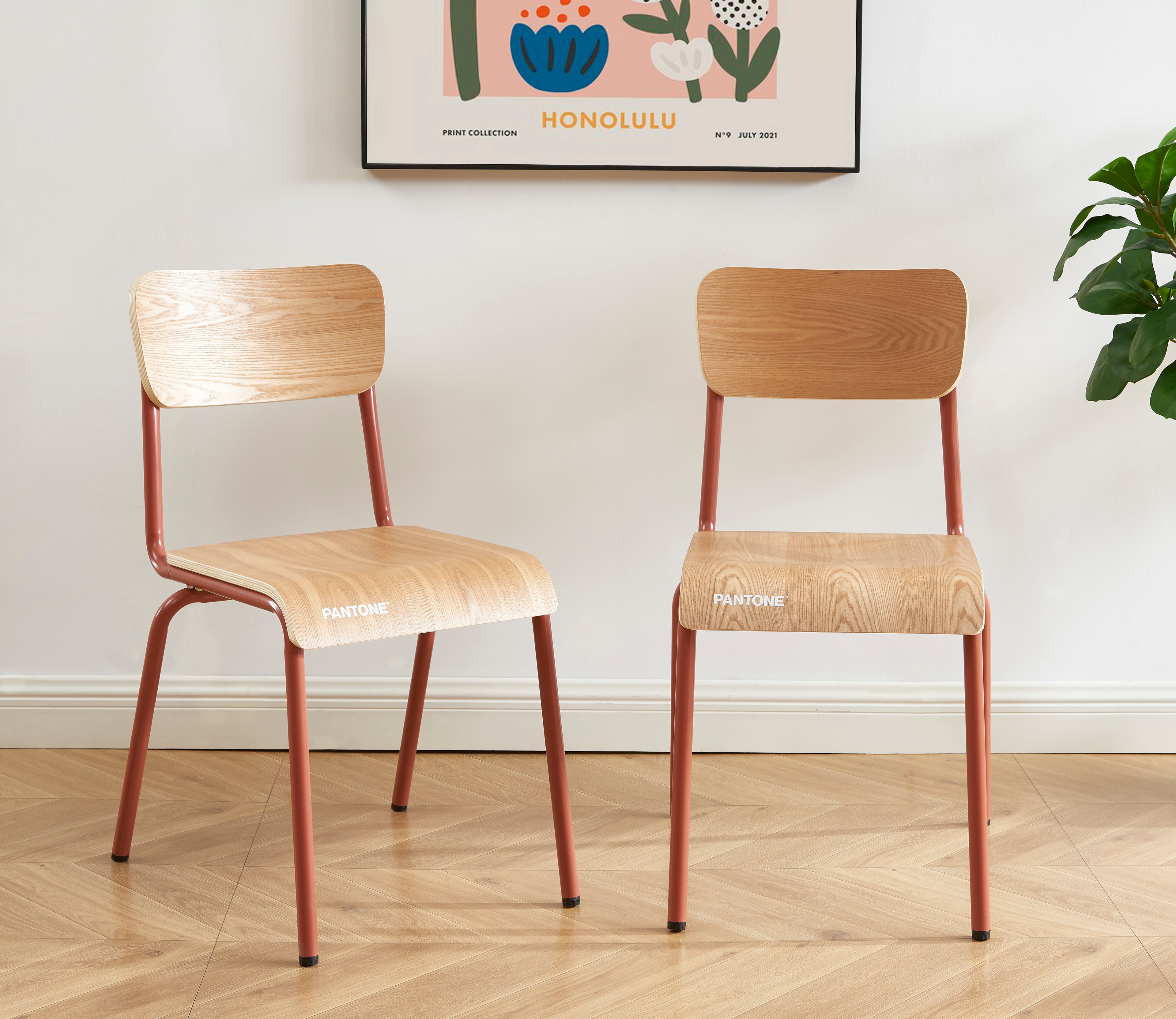 PANTONE® Set of 2 Dining Chairs with Ash Veneer Seat and Metal Legs – Terracotta