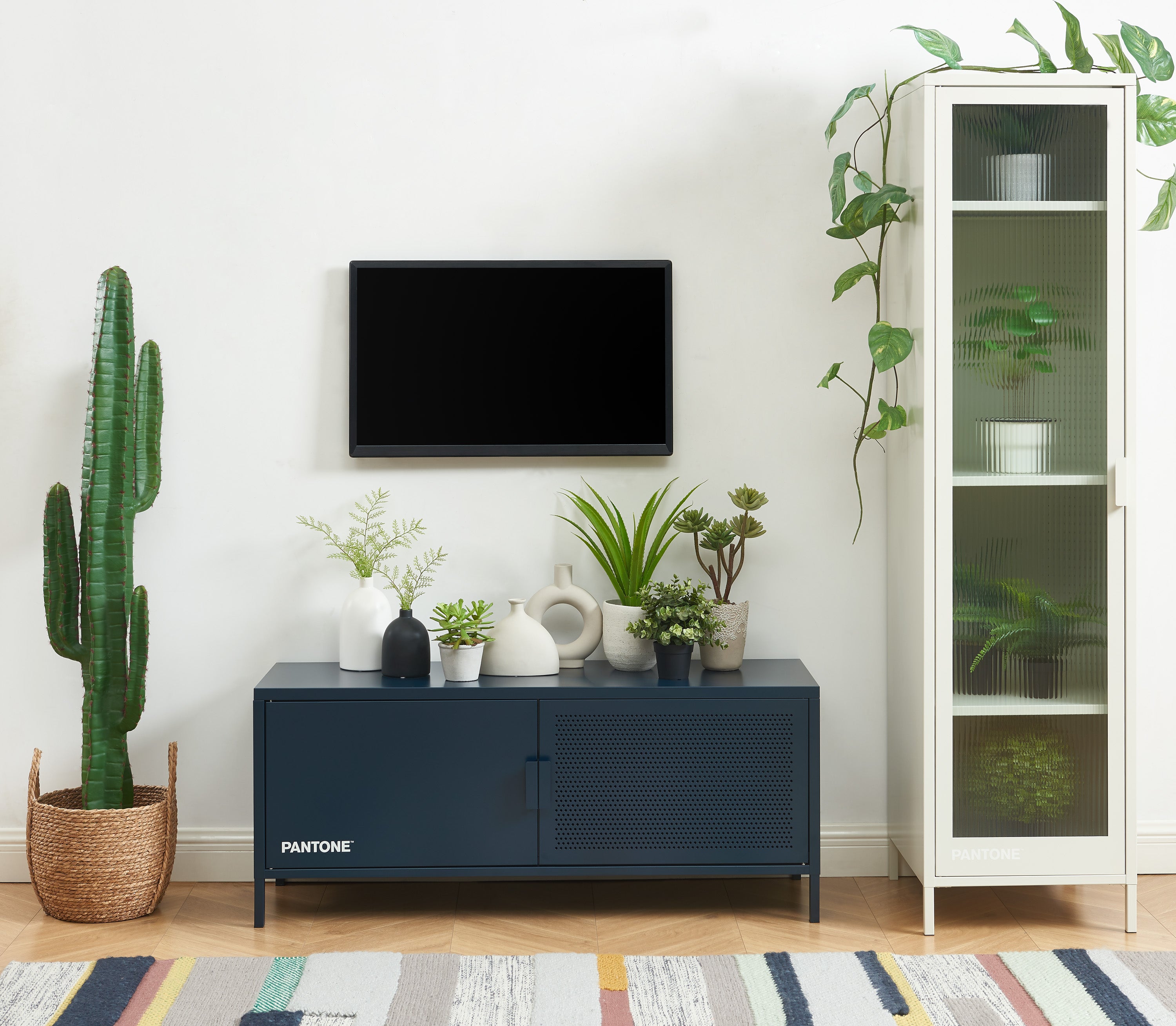 PANTONE® Metal TV Stand – Midnight blue