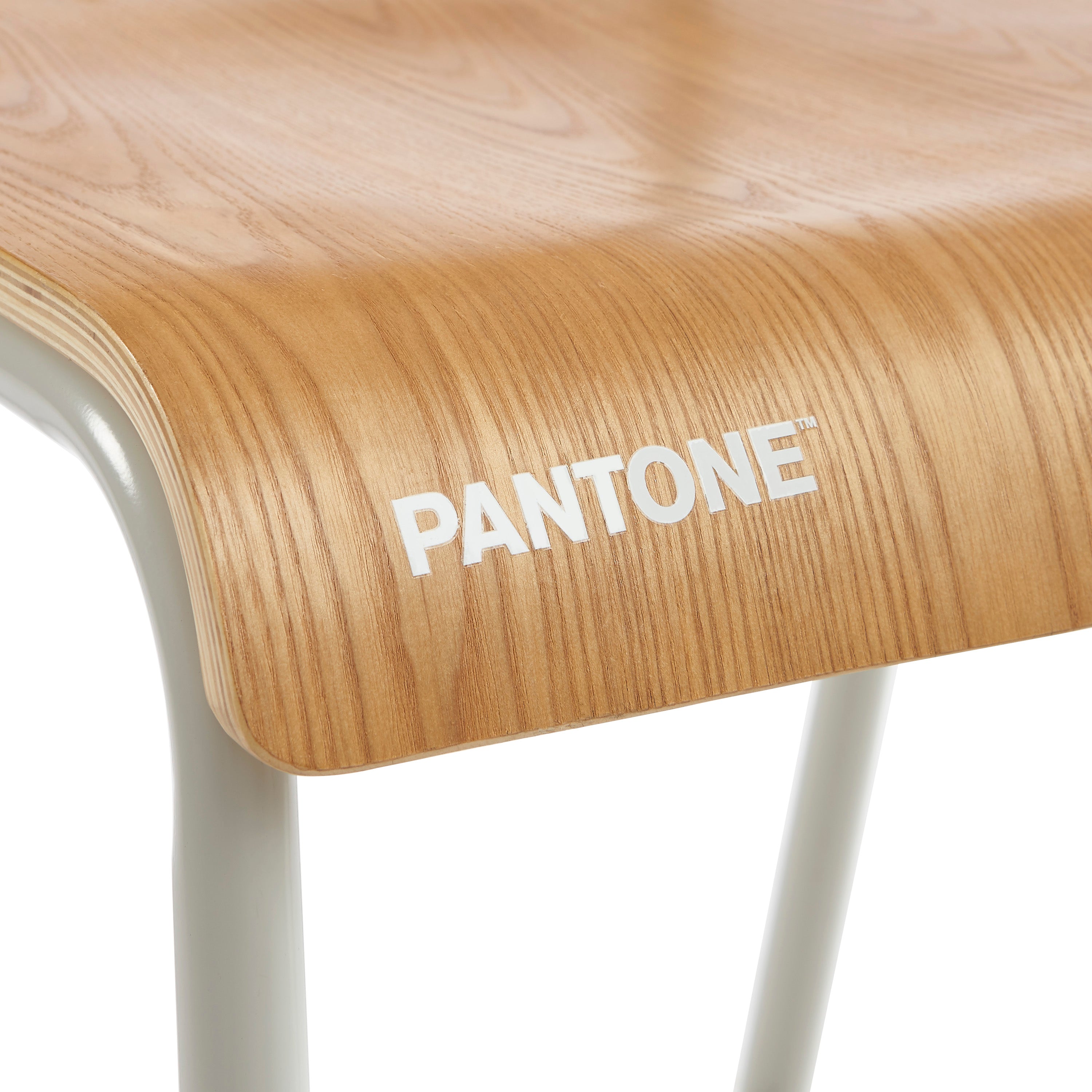 PANTONE® Set of 2 Bar Chairs with Ash Veneer Seat and Metal Legs – Sand