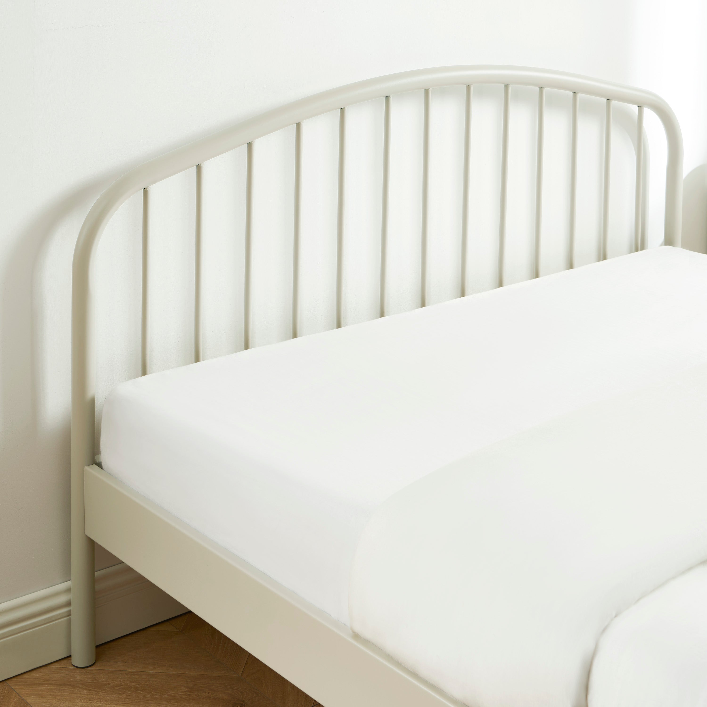 PANTONE® Metal Bed with Integrated Headboard and Slatted Base – Sand