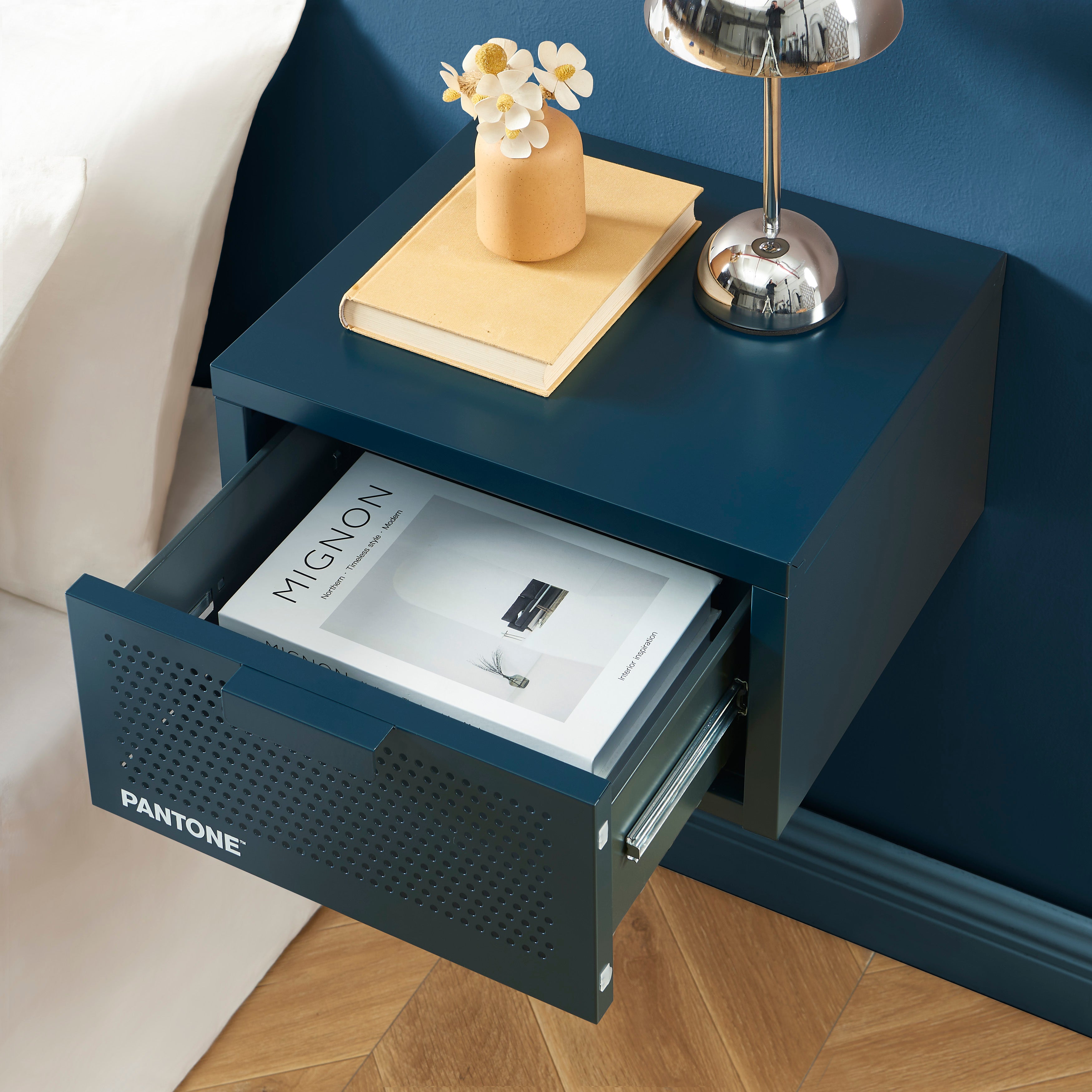 PANTONE® Metal Wall-Mounted Nightstand – Midnight blue