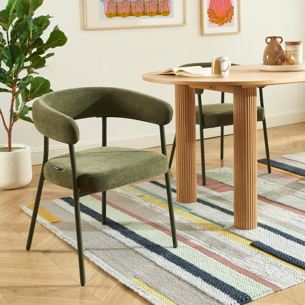 PANTONE® Set of 2 Dining Chairs with Fabric Seat and Metal Legs – Olive green
