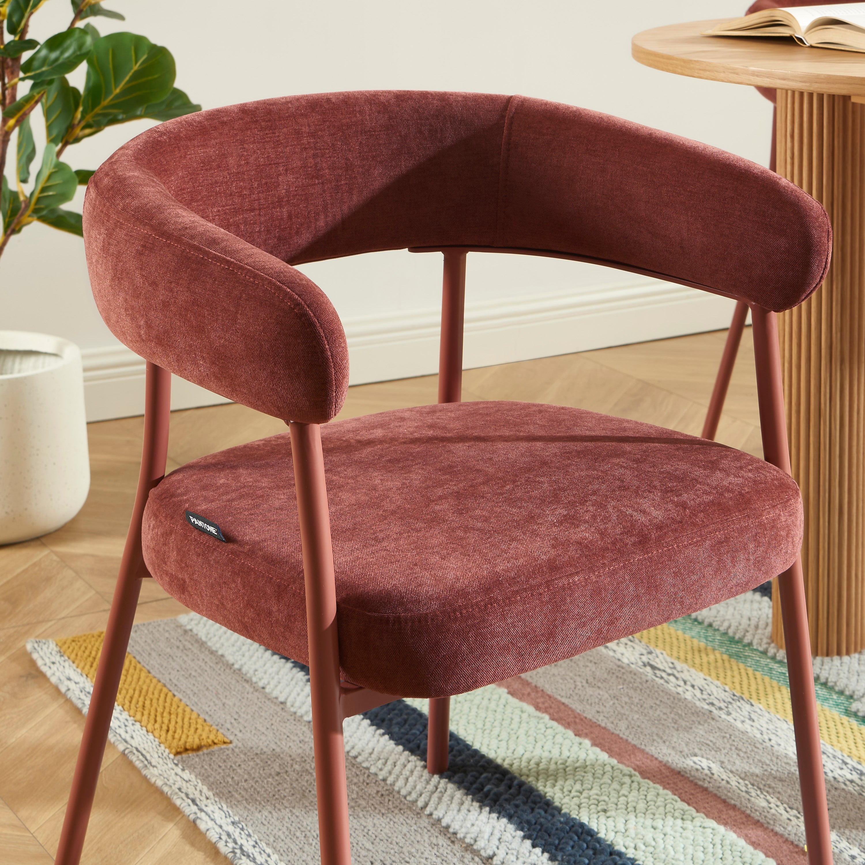 PANTONE® Set of 2 Dining Chairs with Fabric Seat and Metal Legs – Terracotta