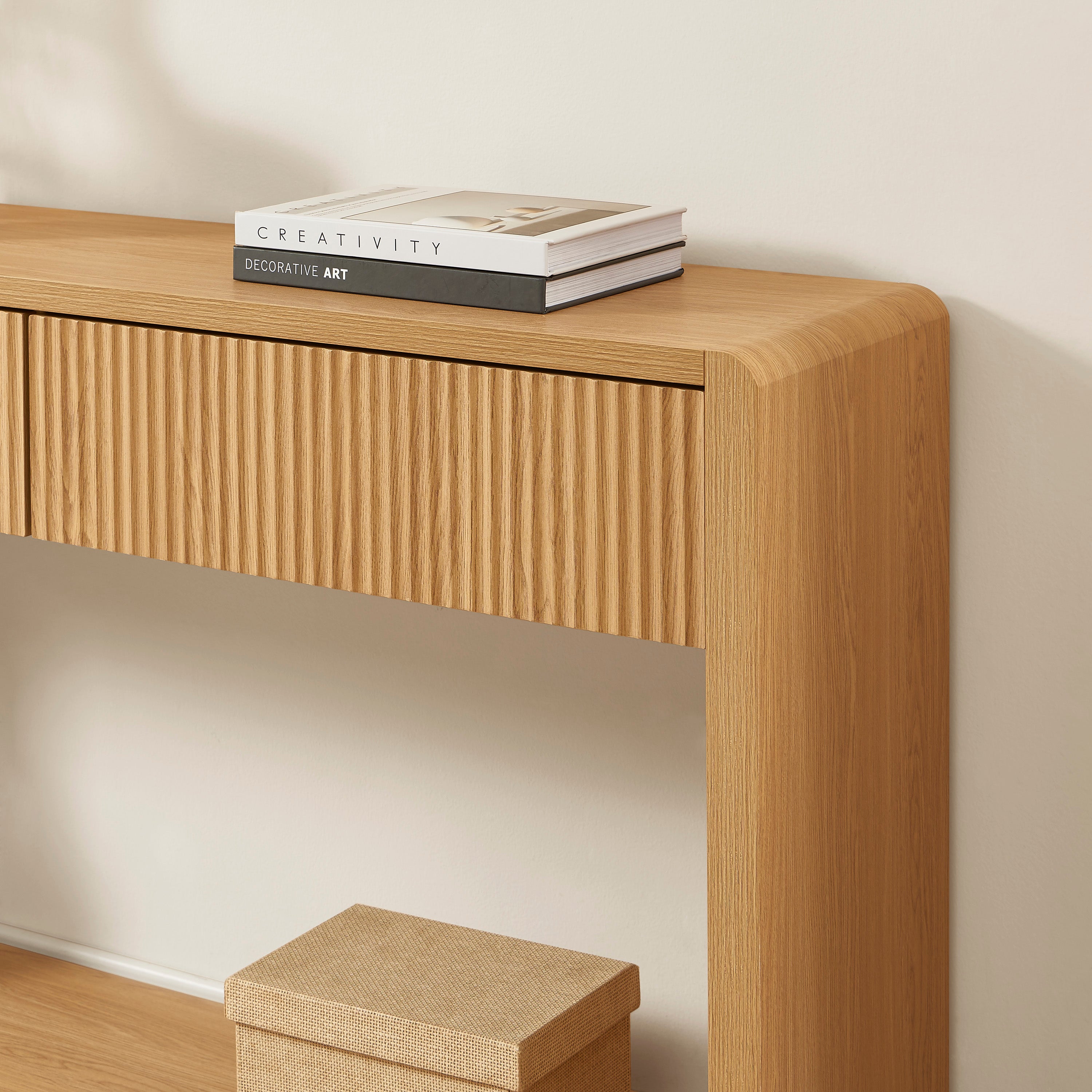 UTICA Modern Console Table