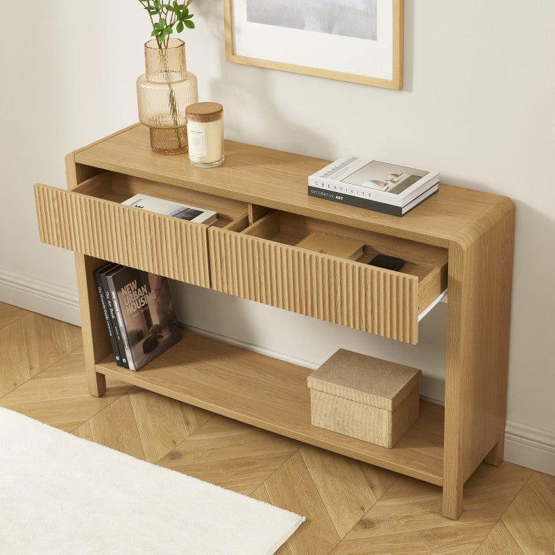 UTICA Modern Console Table - Light wood