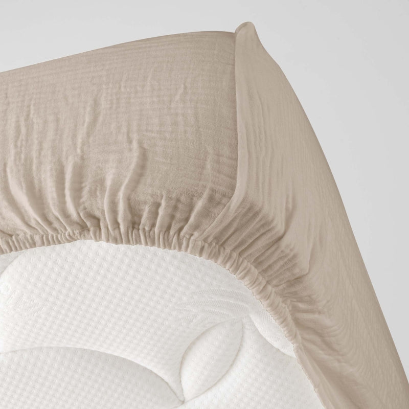 GUSTA fitted sheet in cotton gauze, 63" x 78.7" - Beige